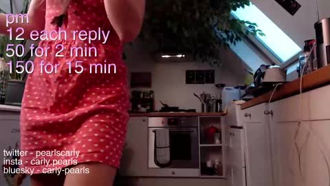 Carly Pearls online show from 02/09/25, 07:49