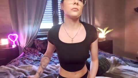 Luci online show from 10/27/25, 07:45