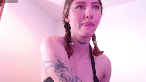 carmennrusso online show from 01/30/25, 08:10