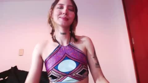 carmennrusso online show from 02/13/25, 11:37