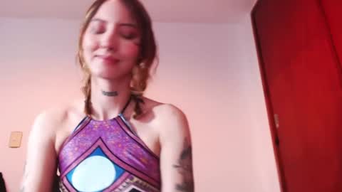 carmennrusso online show from 02/14/25, 02:39
