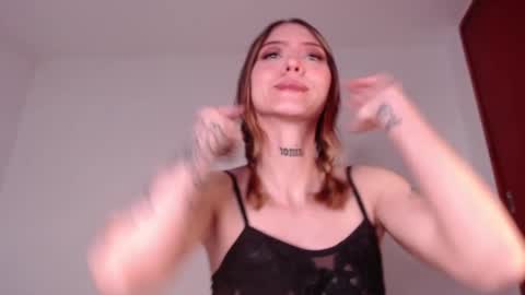 carmennrusso online show from 03/12/25, 01:36