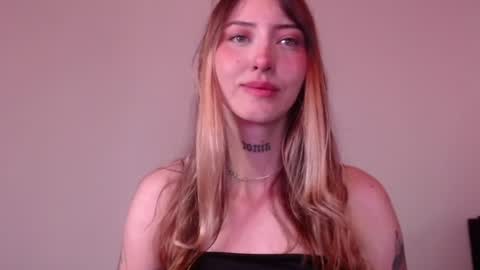 Snapshot of carmennrusso chatting on 07/14/26, 12:24 carmennrusso online show from 07/14/26, 12:24