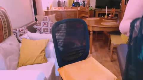 Snapshot of carmenrossi chatting on 12/05/24, 04:34 Carmen online show from 12/05/24, 04:34