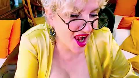 Snapshot of carmenrossi chatting on 06/15/26, 08:16 Carmen online show from 06/15/26, 08:16