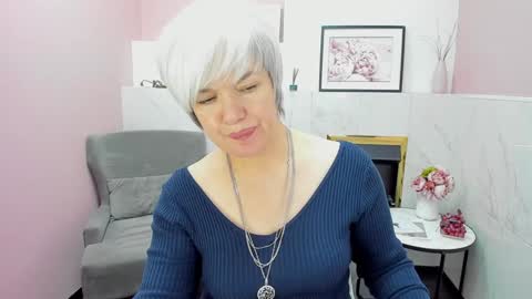 Carmen online show from 12/12/24, 01:32