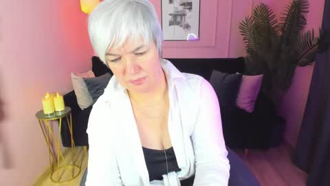 Carmen online show from 02/19/25, 02:12