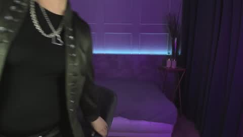 Carmen online show from 02/23/25, 08:44