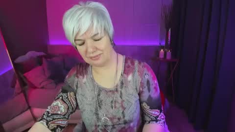 Carmen online show from 03/10/25, 03:45