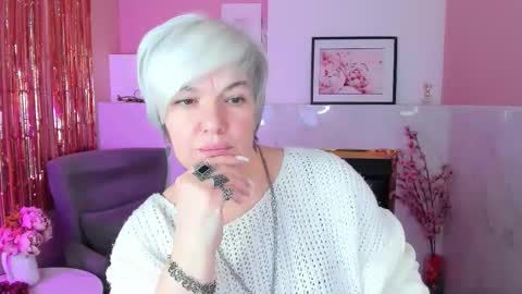 Carmen online show from 01/18/26, 08:34