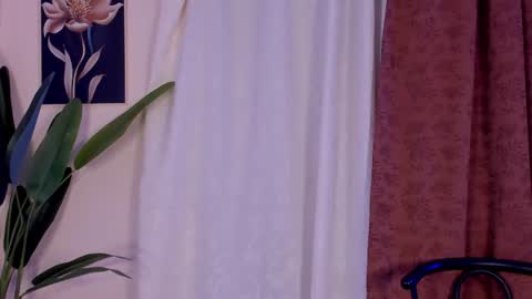 CARMILLA ROSS online show from 07/14/26, 12:57