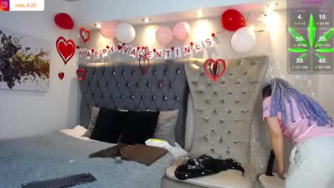 Caro Fisher online show from 02/15/26, 12:58