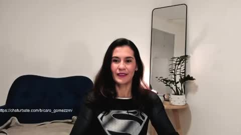 Snapshot of caro_gomezzm chatting on 04/27/26, 12:14 carolina online show from 04/27/26, 12:14