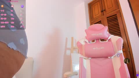    online show from 04/08/26, 05:18