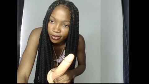 caroline online show from 03/27/26, 10:37