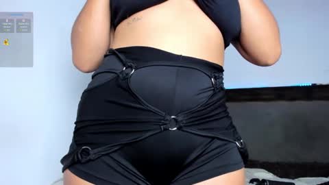 Snapshot of carol100597 chatting on 10/10/25, 12:20 karol online show from 10/10/25, 12:20