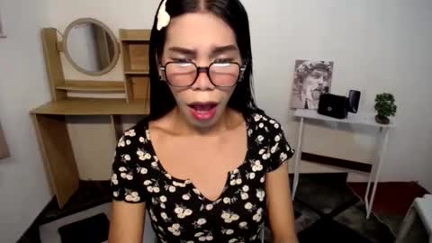 Snapshot of carol_linaxxx chatting on 12/12/24, 03:43 Carolina online show from 12/12/24, 03:43