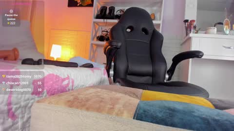 Carol online show from 01/28/25, 01:05