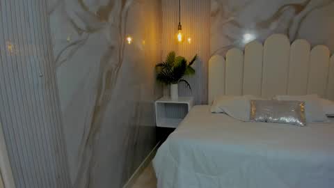 carol_sucker online show from 12/04/25, 11:19