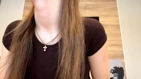 Snapshot of carolecronan chatting on 02/09/26, 06:39 Lisa online show from 02/09/26, 06:39