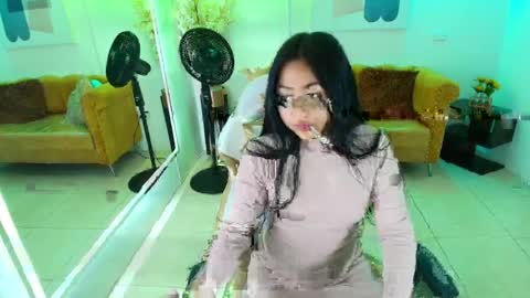 CAROLINA.  online show from 04/06/26, 12:50