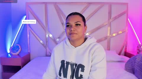 carolina_evannss online show from 11/01/25, 11:45