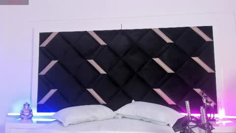 carolina_evannss online show from 07/22/26, 04:15