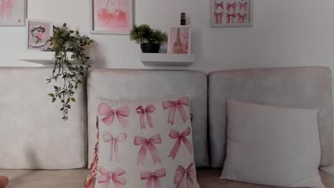 Carolina  online show from 03/09/25, 02:50