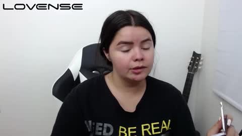 Snapshot of carolina_lee12 chatting on 10/06/25, 01:25 carolina online show from 10/06/25, 01:25