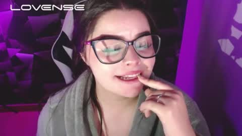 Snapshot of carolina_lee12 chatting on 07/05/26, 04:19 carolina online show from 07/05/26, 04:19