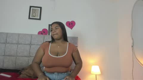 carolina_smith72 online show from 03/31/26, 04:40