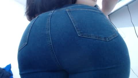 carolina_zabala_19 online show from 04/25/26, 04:48