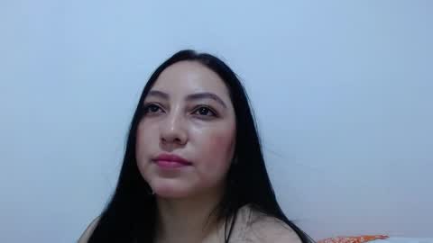 Snapshot of carolina_zabala_19 chatting on 05/22/26, 04:23 carolina_zabala_19 online show from 05/22/26, 04:23