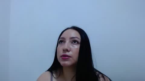 Snapshot of carolina_zabala_19 chatting on 07/05/26, 04:36 carolina_zabala_19 online show from 07/05/26, 04:36