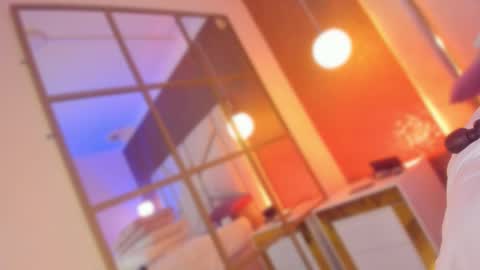 carolinaa_suarez online show from 10/10/25, 01:54