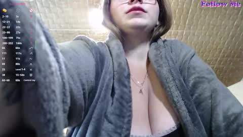 carolinadiamond online show from 10/15/25, 10:26