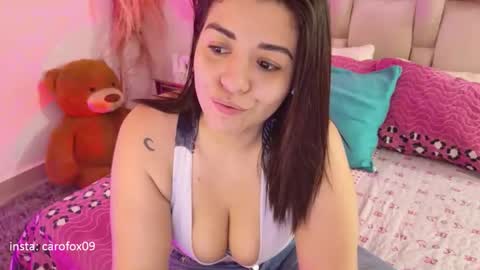 caroline online show from 03/04/26, 05:35