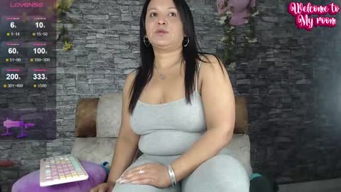 Camelia online show from 01/06/25, 12:48