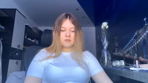 carolindueno online show from 02/21/26, 08:04