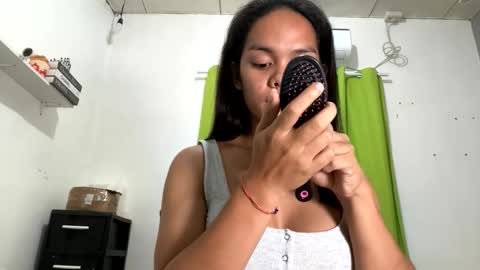 caroline_east online show from 03/07/26, 12:02