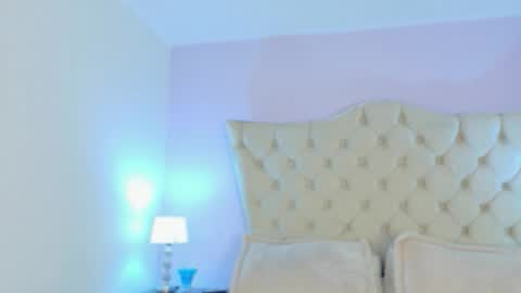 Caroline online show from 03/25/26, 08:26