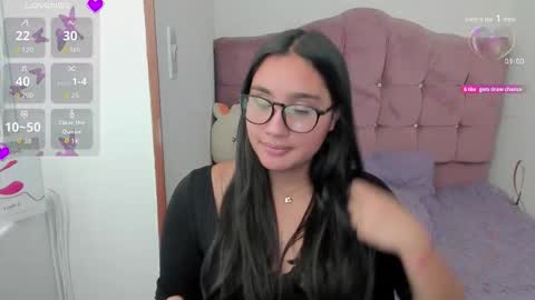 caroline_rodriguez_9 online show from 10/02/25, 08:05