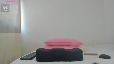 Snapshot of caroline_tovar_ chatting on 12/06/24, 03:33 Caroline Tovar   Lovense is active my orgasms in your hands Give me more pleasure and make me cum online show from 12/06/24, 03:33