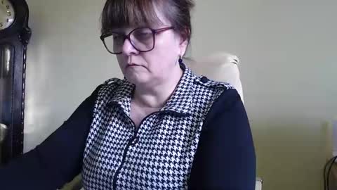 CarolineDream  online show from 02/13/25, 06:30