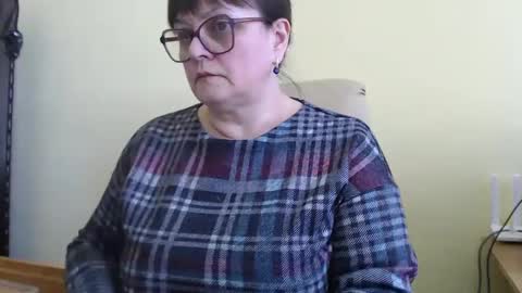 CarolineDream  online show from 02/18/25, 10:38