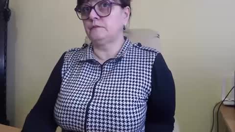 CarolineDream  online show from 03/11/25, 06:32