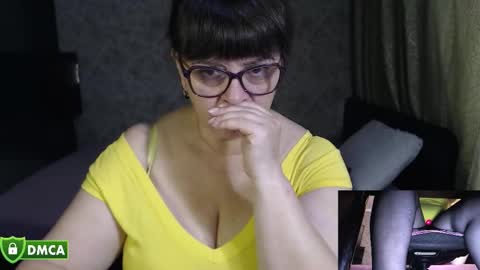 CarolineDream  online show from 09/12/25, 04:45