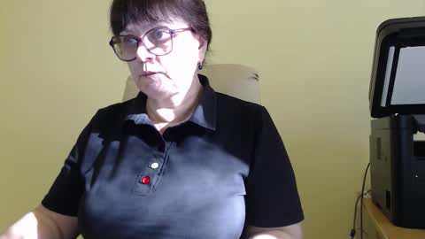 CarolineDream  online show from 09/24/25, 06:17