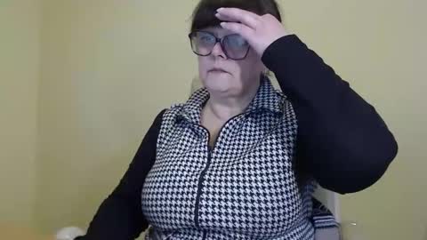 CarolineDream  online show from 10/13/25, 05:18