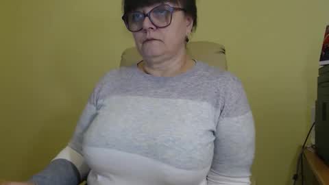 CarolineDream  online show from 10/15/25, 06:35